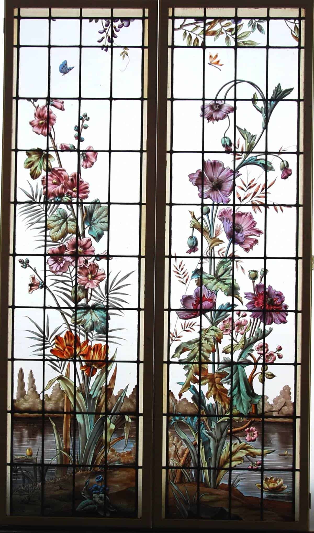 vitraux à décor floral