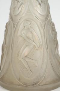 René Lalique  Vase &quot;Camées&quot;