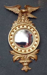 1950/70′ Miroir Convexe à l’Aigle, Bois Doré