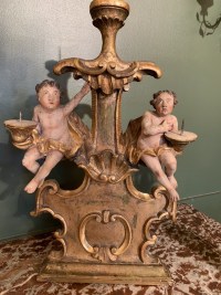 Paire de candélabres en bois polychrome. Italie XVII ème siècle.