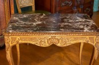 Table de style Régence en bois doré du XIXème siècle