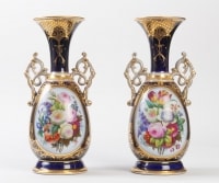 Une paire de vases de bayeux, XIXème