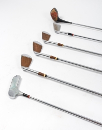 Suite de 6 Clubs de Golf des Années 1950.