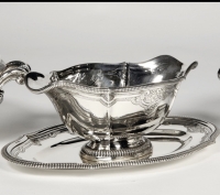 LAPPARRA - Vegetable dish and sauce boat in solid silver circa 19th century