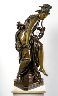Figure en bronze Melodie D&#039;Albert Ernest Carrier Belleuse XIXème siècle