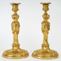 Paire de flambeaux en bronze ciselé doré, Circa 1860