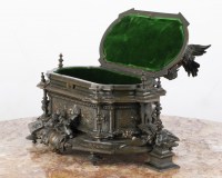A Charming 19th Century Patinated Bronze Jewelry Box By Jules Moigniez (1835-1894)