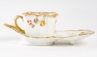 &quot; Tartineur &quot;fleuri en porcelaine de Paris, XIXème siècle