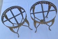 1970′ Paire de Sellettes en Bronze Doré Style LXV Plateaux Marquetterie D’Onyx