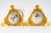 Paire de soliflore en porcelaine, XIXème siècle
