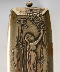 Ramasse miette en bronze, 1980 - 1990, style Art nouveau