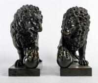 Paire de Lions Médicis en Bronze XIXème Siècle