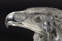Mascotte Automobile - Bouchon de Radiateur « Tête d’Aigle » verre blanc de René LALIQUE