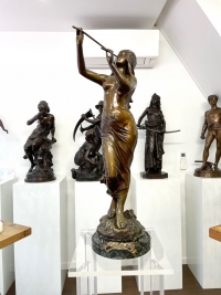 Sculpture - La Muse Des Bois , Edouard Drouot - Bronze
