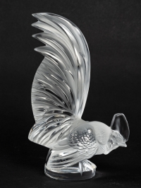 Lalique France  Sculpture En Cristal  &quot;Coq Nain&quot;