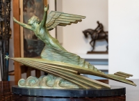 Sculpture en bronze signée Frederic C. Focht &quot;L&#039;allégorie de l&#039;aviation&quot;