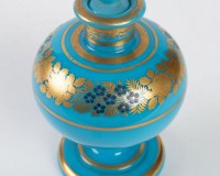 Flacon à parfum en opaline bleu turquoise 19e siècle