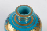 Flacon à parfum en opaline bleu turquoise 19e siècle
