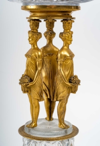 Coupe et base en cristal de baccarat et bronze doré d&#039;époque restauration