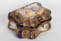 Boîte en porcelaine, XIXème siècle