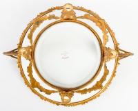 Coupe en porcelaine et monture en bronze doré, XIXème siècle