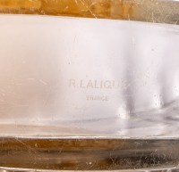 Vase &quot;Flore&quot; verre blanc patiné sépia de René LALIQUE