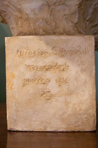 Buste de Winston Churchill en plâtre signé, F. Cogné 1948