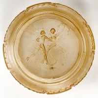 Boîte &quot;Fontenay&quot; verre blanc patiné sépia de René LALIQUE