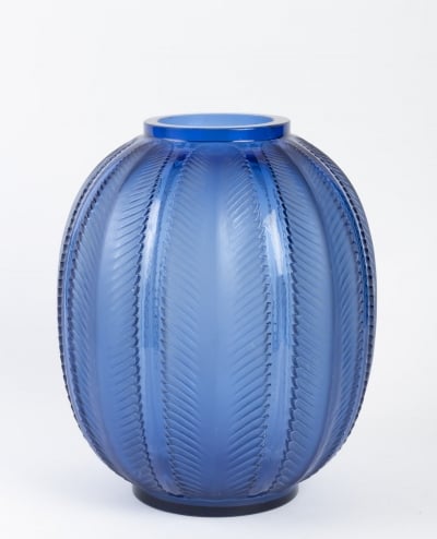 Vase « Biskra » verre bleu saphir de René LALIQUE|||||||||