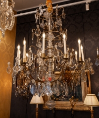 Important lustre en bronze doré et décor de cristal taillé signé Baccarat vers 1880-1890