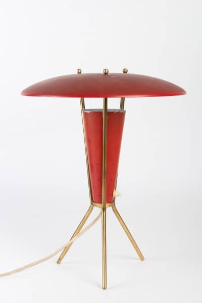 Lampe tripode années 50 en laiton et métal laqué rouge|||||||||