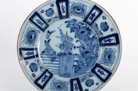 Plat bleu et blanc en porcelaine de DELFT 18e siècle