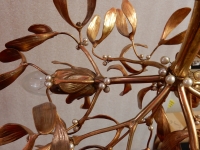 1900′ Lustre Boule de Gui en Bronze Doré Art Nouveau a 3 Lampes Diamètre 43 cm Douilles En Forme De Tulipes