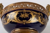 Bonbonnière en porcelaine de Sèvres 19e siècle Napoléon III