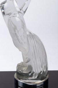 Mascotte Serre-Livres « Coq Houdan » verre blanc socle sur base verre opalin noir de René LALIQUE