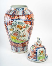 Potiche couverte en porcelaine du Japon, circa 1900