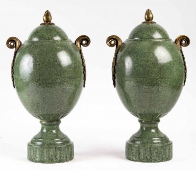Paire de vases à décors Galuchat, 1940||||||