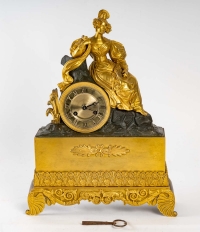 Pendule en bronze doré et patiné d&#039;époque Napoléon III, XIXème siècle