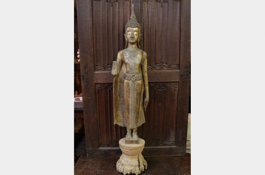 Bouddha Laos en bois doré fin XVIIIème siècle||