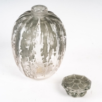 René LALIQUE (1860-1945) : Vase &quot;Fountains&quot; covered (1912)