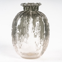 René LALIQUE (1860-1945) : Vase &quot;Fountains&quot; covered (1912)