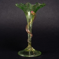 Vase tulipe vert au serpent rose de Salviati