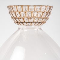Vase &quot;Delft&quot; verre blanc patiné sépia de René LALIQUE