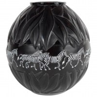 Marie Claude Lalique  Vase &quot;Tanzania&quot; Zèbres