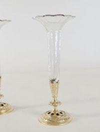 Paire de soliflores, cristal et bronze doré à la feuille d&#039;or, XIXème siècle, époque Napoléon III