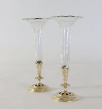 Paire of bud vases, cristal and gold gilt bronze and gold leaf. 19th Century Napoleon III.