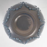 Vase « Perles » verre agate de René LALIQUE