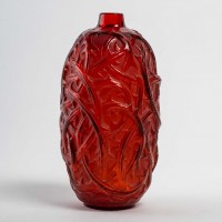 Vase &quot;Ronces&quot; verre rouge double couche de René LALIQUE