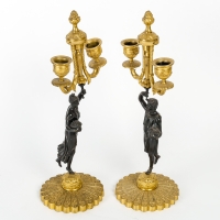 Paire de chandeliers en bronze doré et patine d&#039;époque Charles X