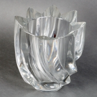 Vase &quot;Eguzon&quot; cristal blanc de René LALIQUE